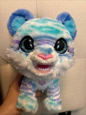 Furreal North The Sabertooth Kitty Blue Striped Tiger Interactive